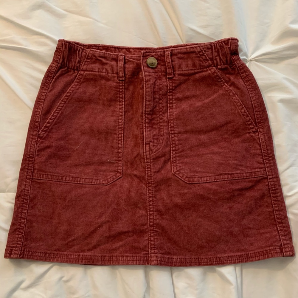 American Eagle mauve corduroy skirt